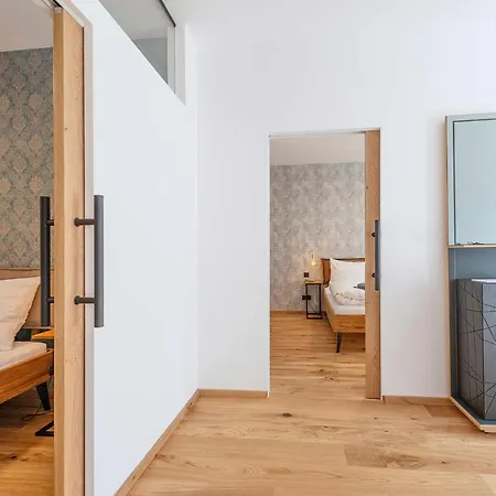 Am - Your Austrian *