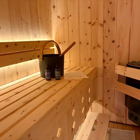 Am - Your Austrian * Grundlsee