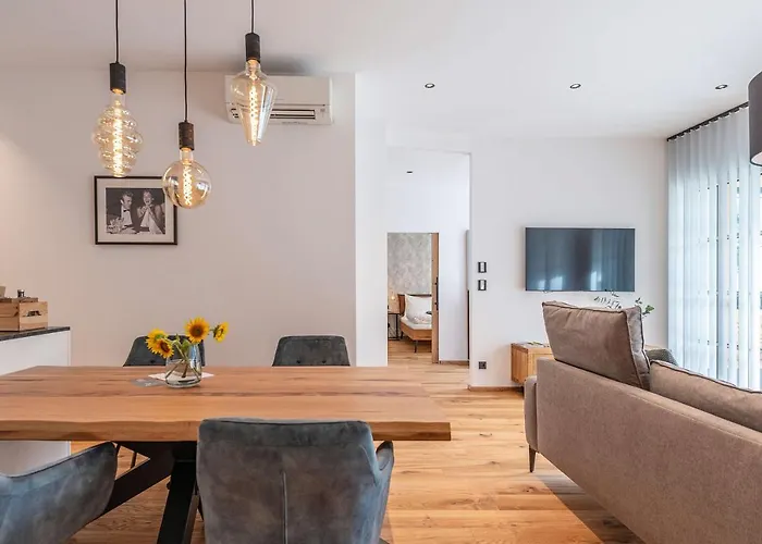 Am - Your Austrian Grundlsee